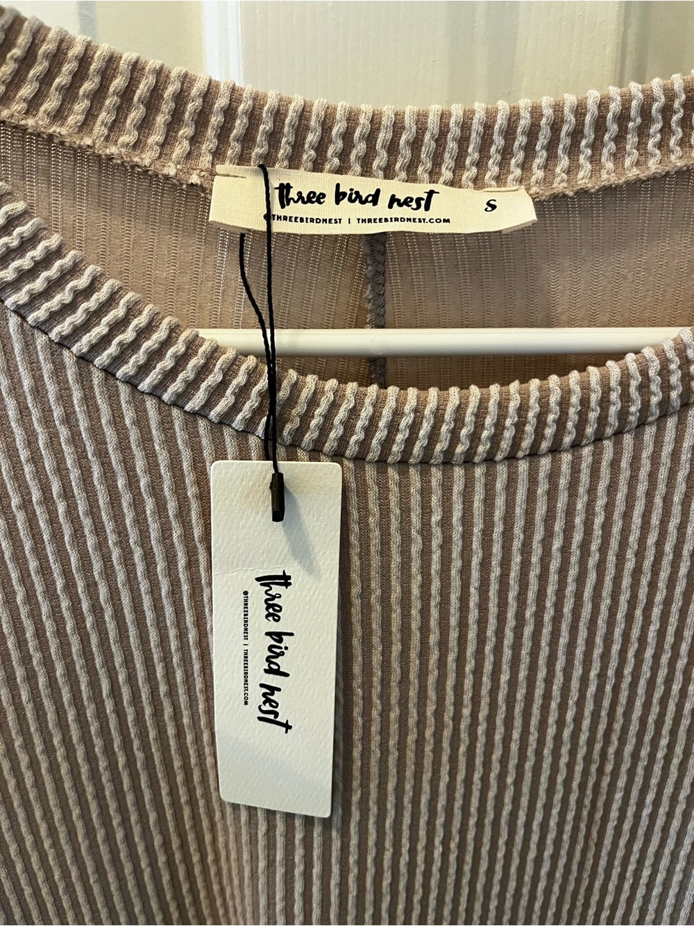 Three Bird Nest Oversized Ribbed Top - Picture 3 of 3